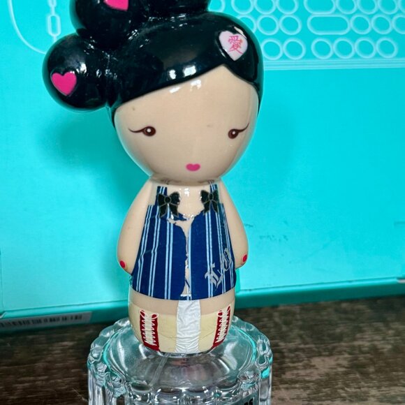 Harajuku Lovers Collectible 3 Perfume Bottles Empty in great condition - Picture 6 of 16
